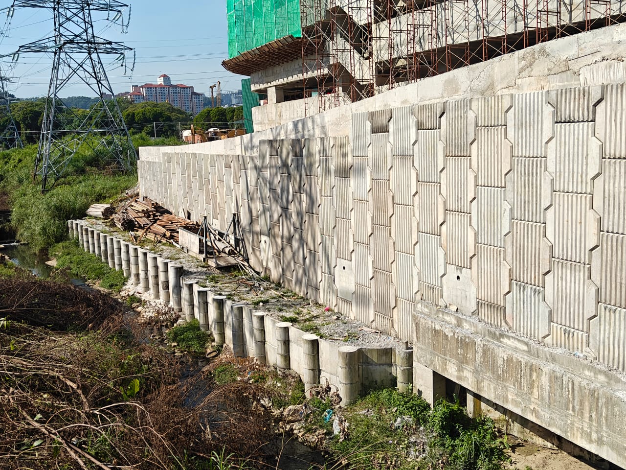 Agro Wall